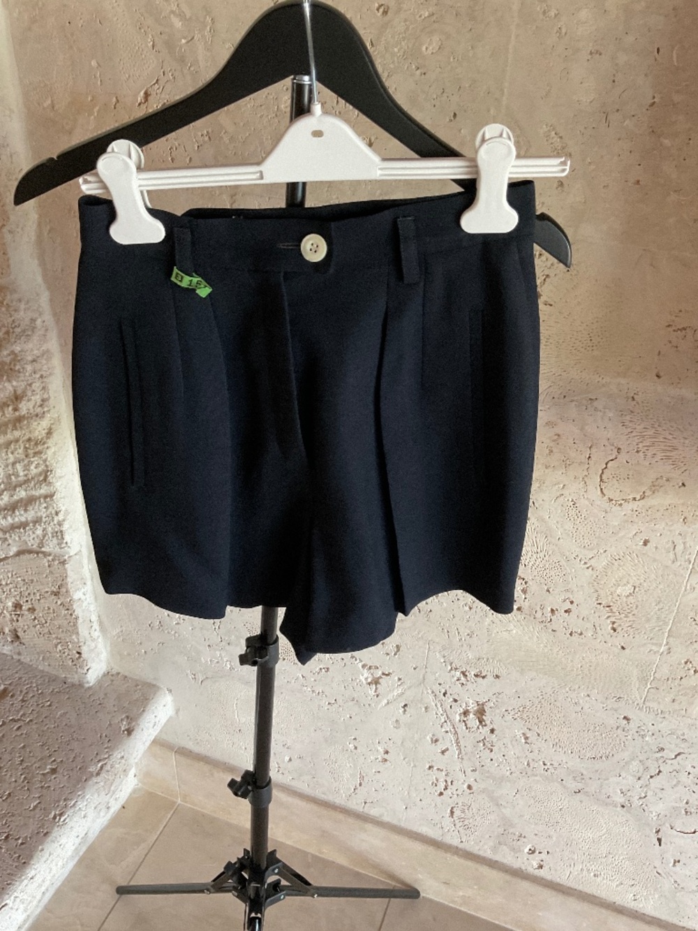 Vintage Laurel elegant shorts100% wool -Navy Blue Size 36